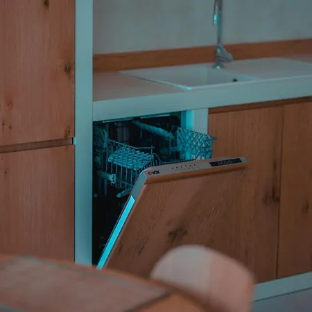 Escape By Form 4 Dhërmi