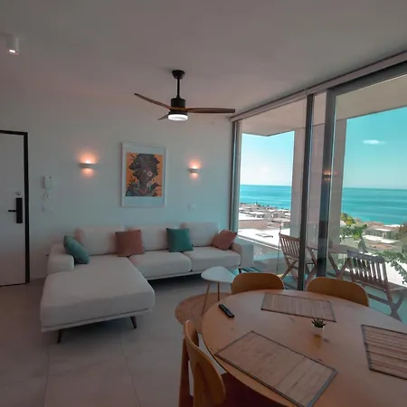 Escape By Form 4 Dhërmi